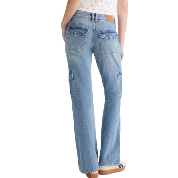 Aeropostale New Mid Rise Flare Cargo Wide Leg Patch Pocket Denim Jeans - Picture 4 of 16